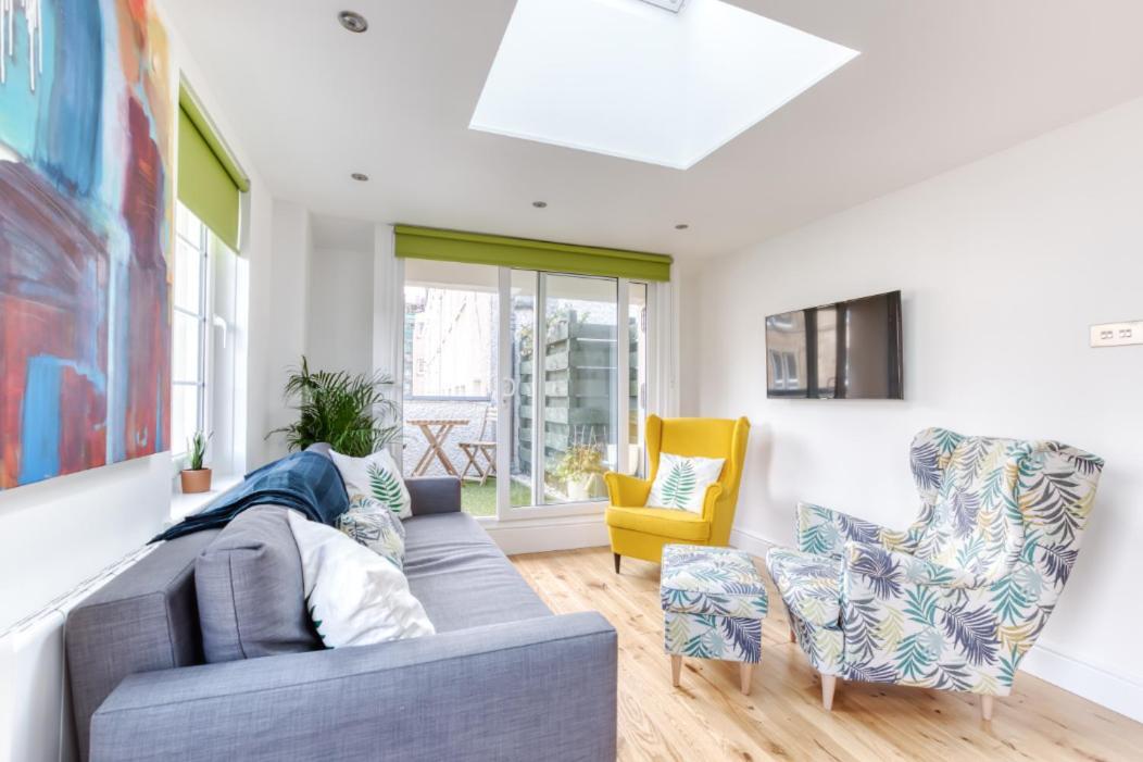 Central Bright 3 Bed Flat With Pool & Parking Edinburgh Ngoại thất bức ảnh