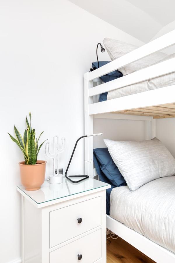 Central Bright 3 Bed Flat With Pool & Parking Edinburgh Ngoại thất bức ảnh