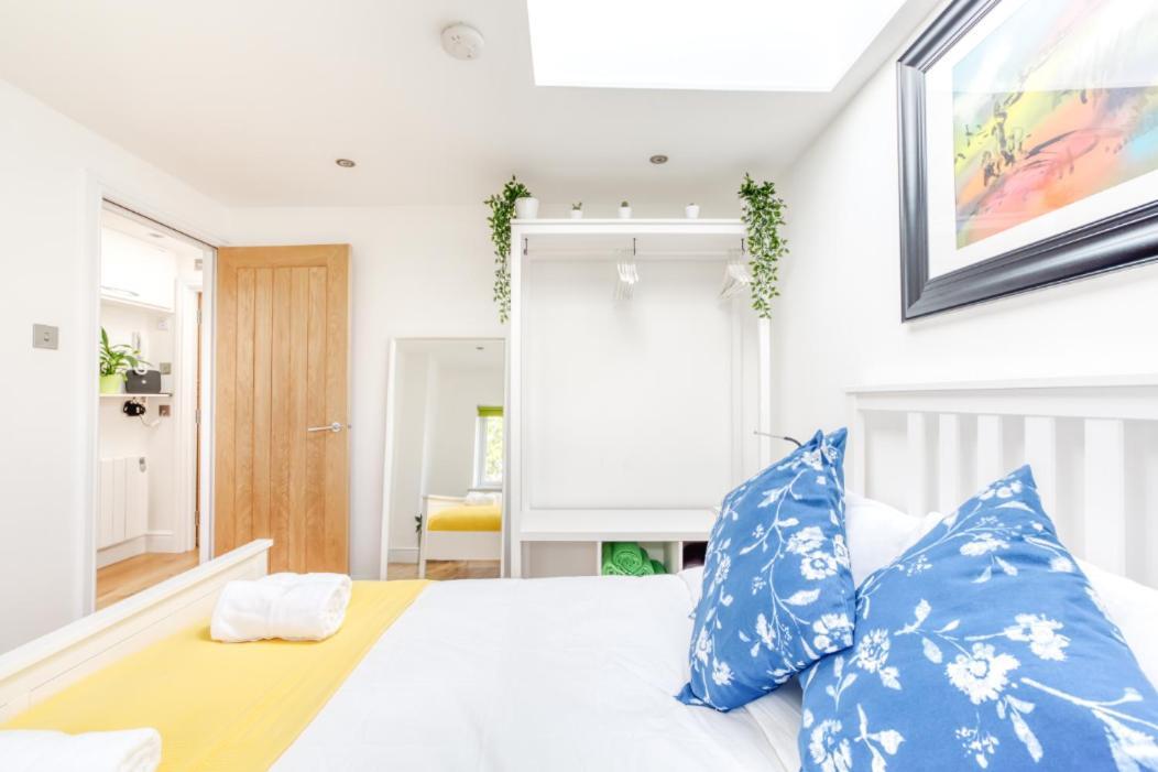 Central Bright 3 Bed Flat With Pool & Parking Edinburgh Ngoại thất bức ảnh