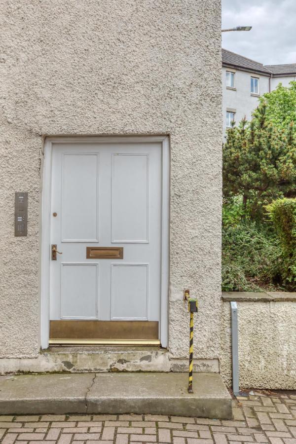 Central Bright 3 Bed Flat With Pool & Parking Edinburgh Ngoại thất bức ảnh